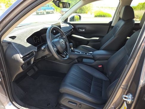 Used 2024 Honda HR-V EX-L image 6