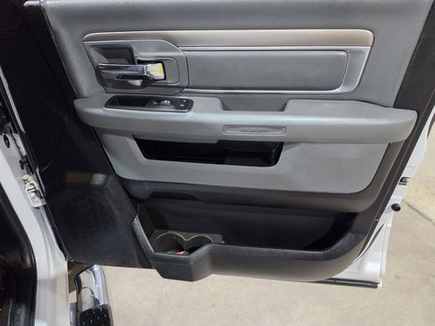 Used 2018 RAM 1500 Big Horn AWD/4WD image 35
