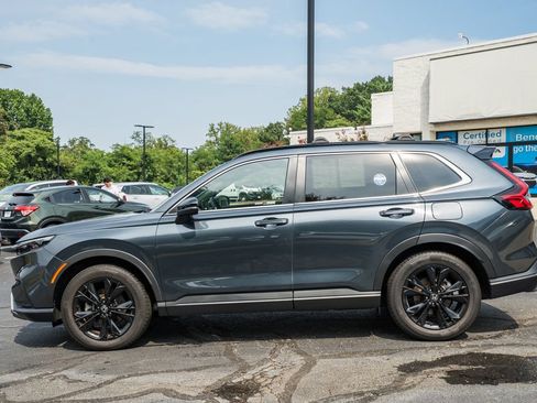 Used 2023 Honda CR-V Sport Touring image 4
