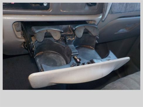 Used 2000 Ford F250 XL image 26