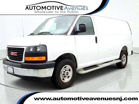 Used 2025 GMC Savana 2500 w/ Driver Convenience Package RWD image 1