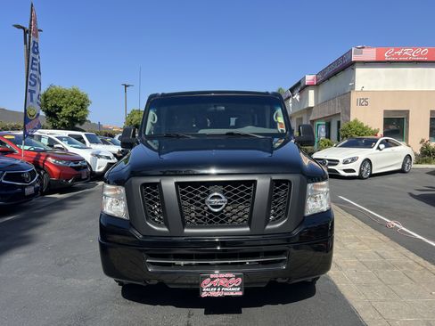 Used 2019 Nissan NV 3500 S image 3