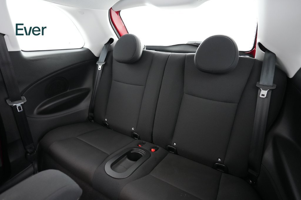 Used 2024 FIAT 500 e (RED) FWD image 24