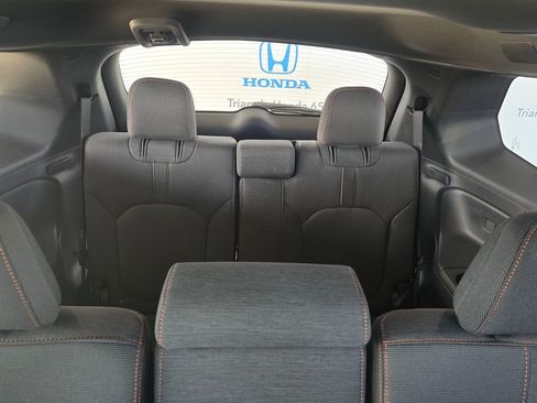 New 2026 Honda Pilot Sport image 23