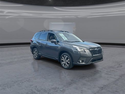 Used 2022 Subaru Forester Limited w/ Popular Package #3 image 2