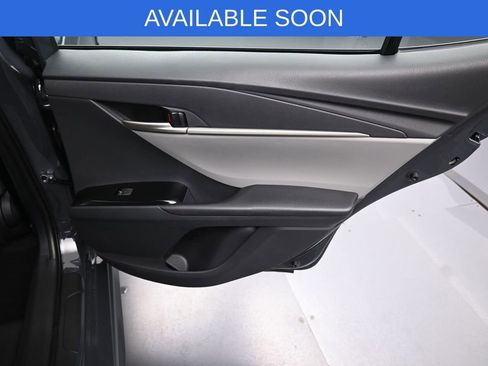 Used 2026 Toyota Camry SE AWD/4WD image 31