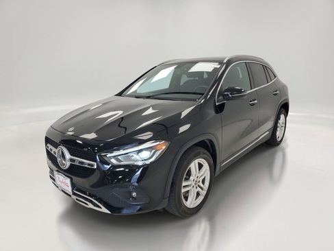 Used 2022 Mercedes-Benz GLA 250 4MATIC image 3