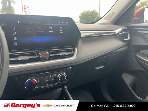 Certified 2024 Chevrolet TrailBlazer LT w/ Driver Confidence Package FWD image 11