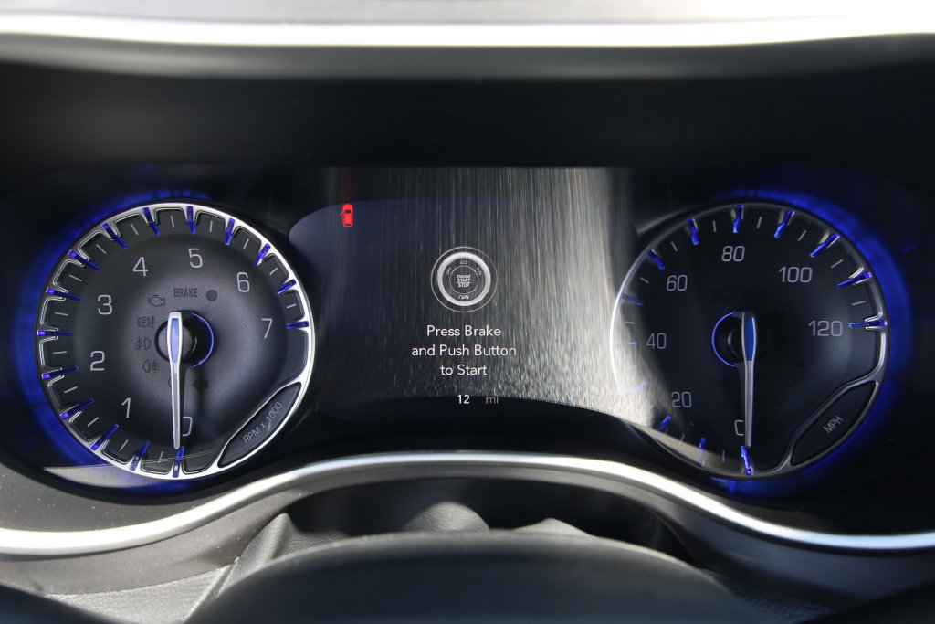 New 2027 Chrysler Pacifica Select AWD/4WD image 46