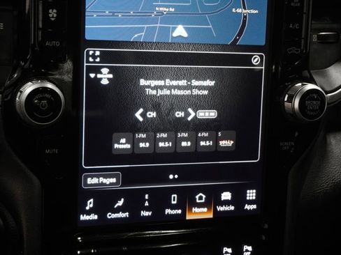 Used 2023 RAM 1500 Laramie image 30