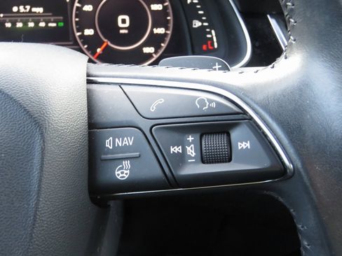 Used 2018 Audi Q7 3.0T Premium Plus w/ Premium Plus Package image 26