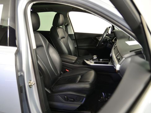 Used 2019 Audi Q7 2.0T Premium w/ Convenience Package image 16