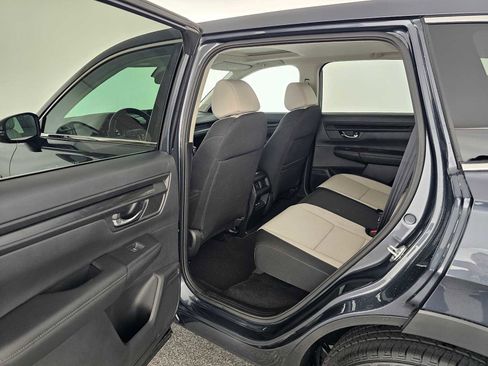 Used 2025 Honda CR-V EX image 15