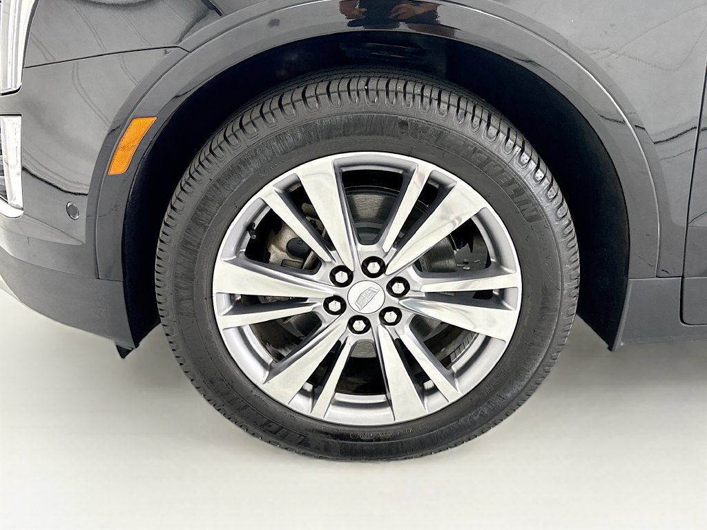 Used 2024 Cadillac XT5 Premium Luxury w/ Platinum Package FWD image 28