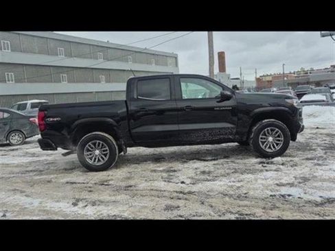 Used 2023 Chevrolet Colorado LT image 11