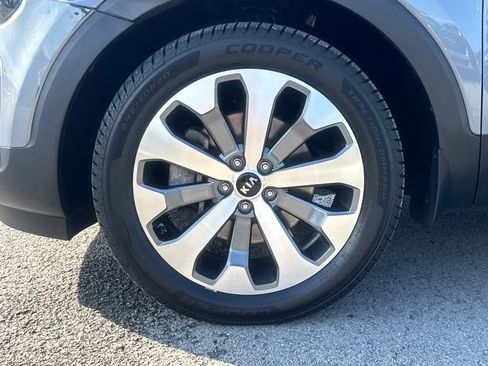 Used 2020 Kia Telluride EX w/ EX Premium Package AWD/4WD image 18