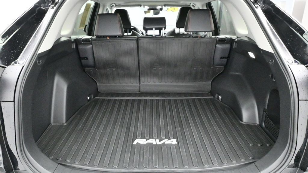 Used 2024 Toyota RAV4 Adventure w/ Convenience Package AWD/4WD image 29