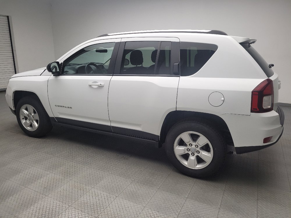 Used 2014 Jeep Compass Sport w/ Power Value Group FWD image 3