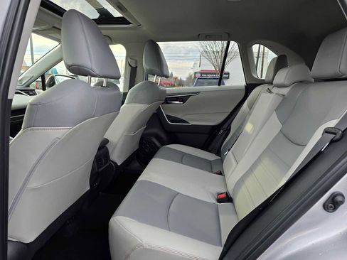 Certified 2025 Toyota RAV4 XLE Premium image 17