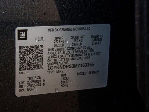 Used 2021 Cadillac XT5 Premium Luxury w/ LPO, Floor Liner Package image 33