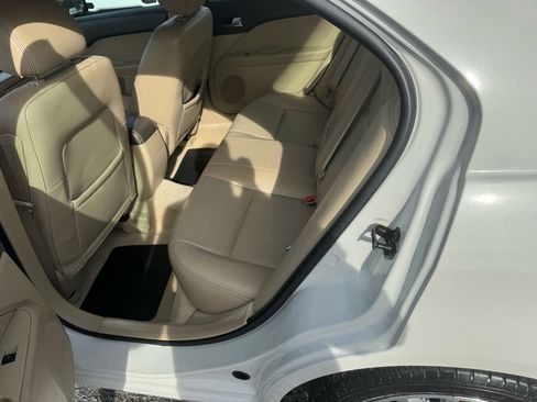 Used 2008 Mercury Milan Premier image 11