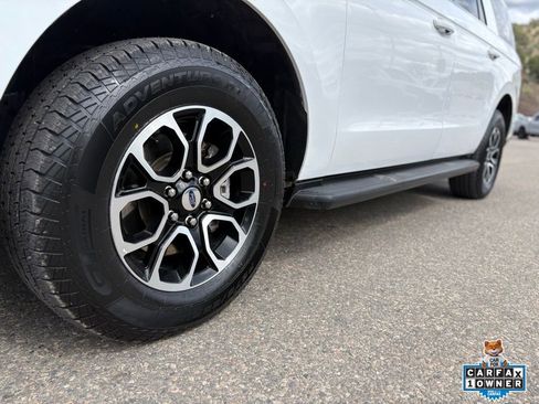 Used 2024 Ford Expedition Max XLT image 13