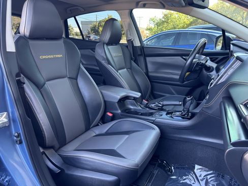 Used 2022 Subaru Crosstrek 2.5i Sport w/ Moonroof Package image 18