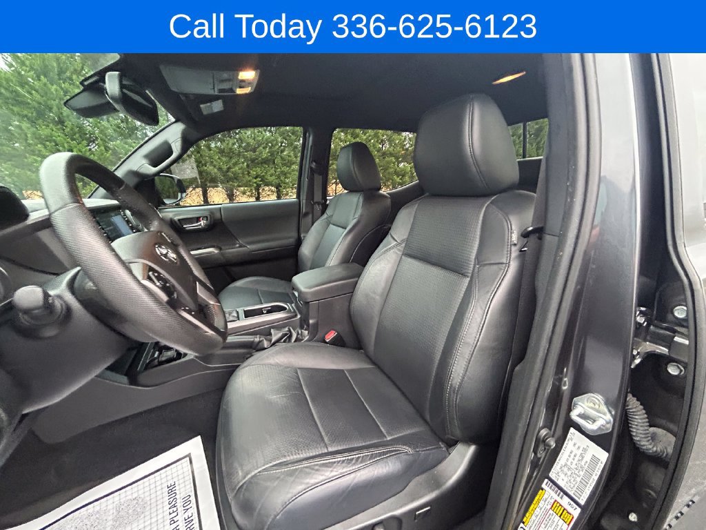 Used 2022 Toyota Tacoma TRD Off-Road w/ TRD Premium Off Road Package RWD image 21