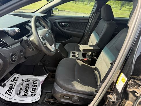Used 2017 Ford Taurus Police Interceptor FWD image 9