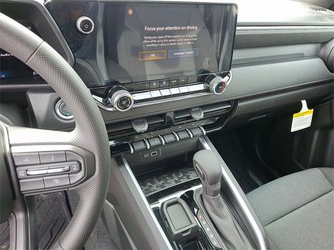 New 2026 Chevrolet Colorado W/T image 7