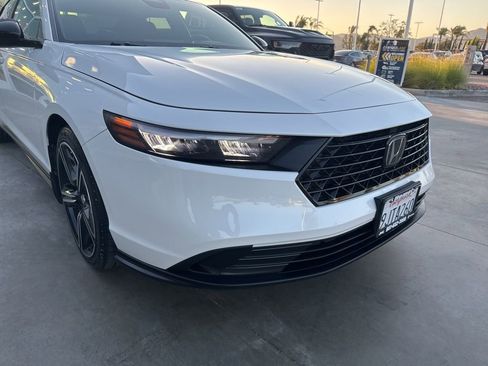 Used 2024 Honda Accord Sport image 11