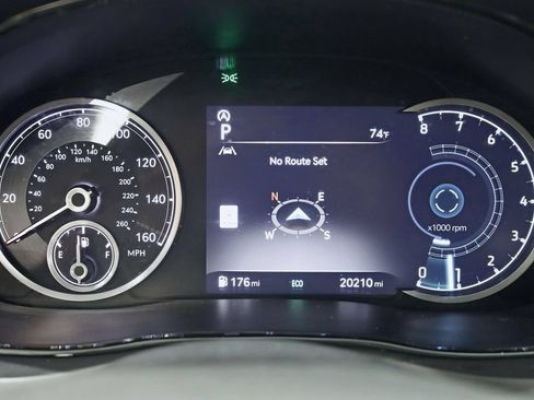 Used 2023 Genesis GV70 2.5T w/ Advanced Package AWD/4WD image 16