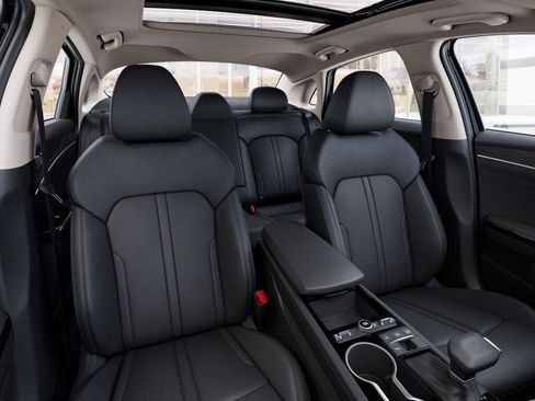 New 2026 Kia K5 EX image 12