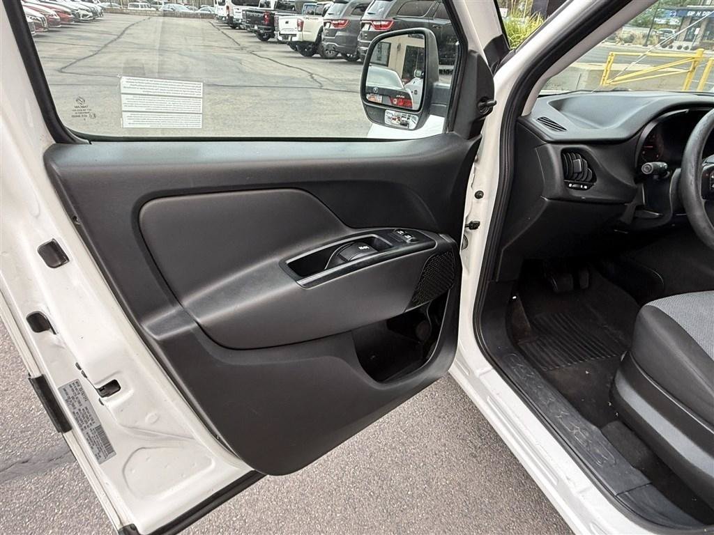 Used 2020 RAM ProMaster City Tradesman FWD image 11
