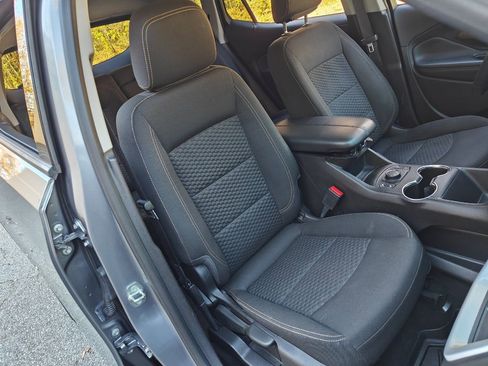 Used 2018 GMC Terrain SLE w/ Driver Convenience Package image 13