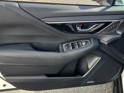 Used 2024 Subaru Outback Limited image 12