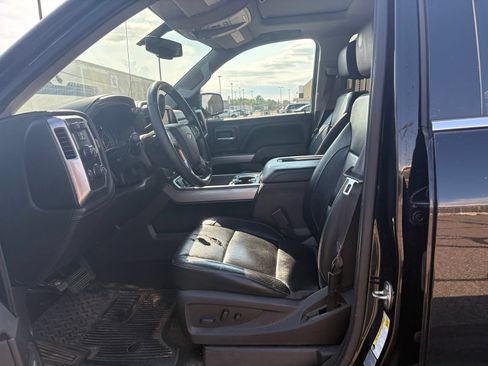 Used 2017 Chevrolet Silverado 1500 LTZ Z71 w/ LTZ Plus Package AWD/4WD image 11