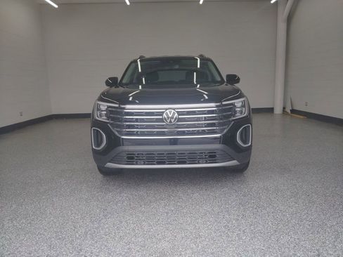 New 2026 Volkswagen Atlas SE AWD/4WD image 2