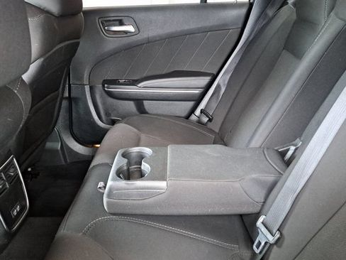 Used 2018 Dodge Charger R/T Scat Pack RWD image 25