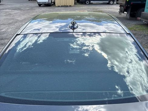 Used 2018 BMW 540i xDrive AWD/4WD image 16