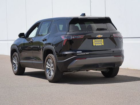 Used 2025 Chevrolet Equinox LT AWD/4WD image 22