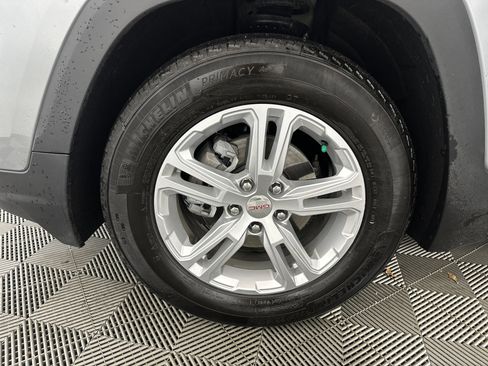 Certified 2023 GMC Terrain SLE image 13