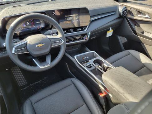 New 2026 Chevrolet Equinox LT w/ Convenience Package II AWD/4WD image 23