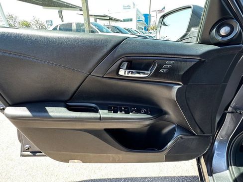 Used 2013 Honda Accord EX-L image 22