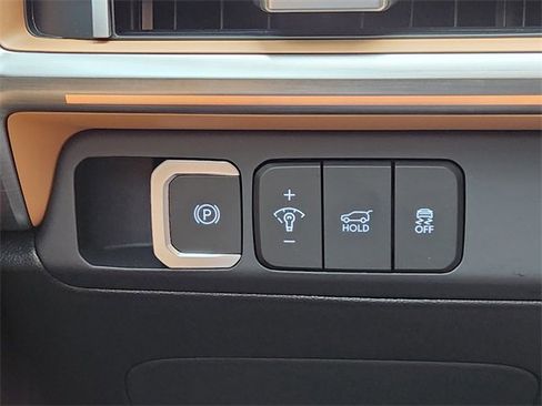 Certified 2025 Hyundai Santa Fe Limited image 16