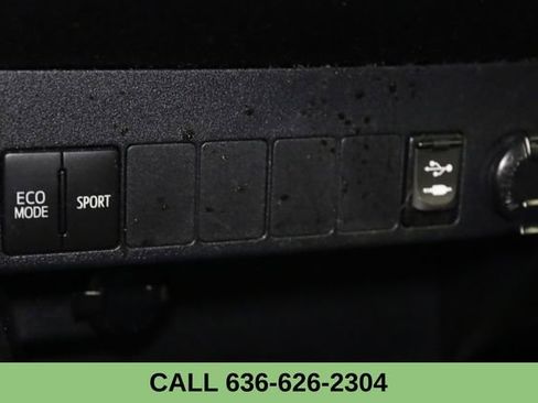 Used 2018 Toyota RAV4 XLE w/ Plus Extra Value Package image 21