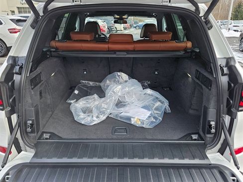 New 2026 BMW X5 xDrive40i w/ M Sport Package image 23