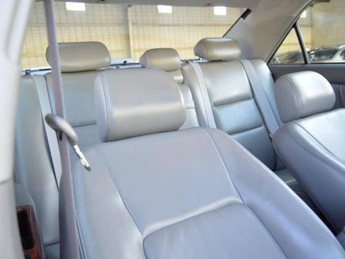 Used 2006 Toyota Camry XLE FWD image 39