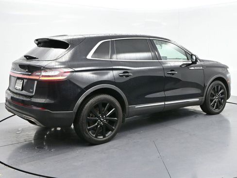 Used 2022 Lincoln Nautilus Reserve w/ Monochromatic Package AWD/4WD image 7