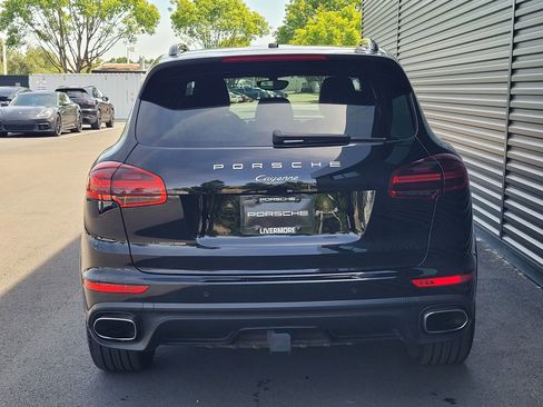 Used 2018 Porsche Cayenne Platinum Edition AWD/4WD image 5